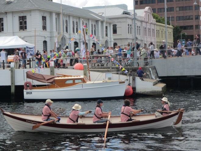 Imagine, The woman on Water St Ayles from Franklin